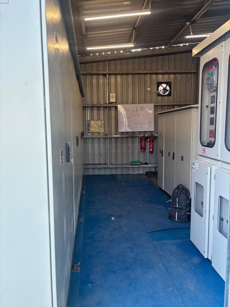 LT panel room